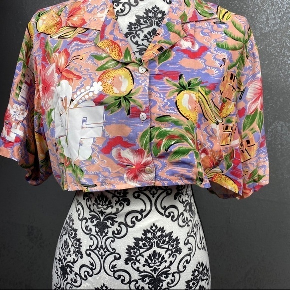 LF Brand Hawaiian floral cropped button up shirt - Picture 4 of 10